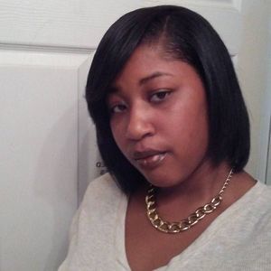 Meet your Posher, Dee